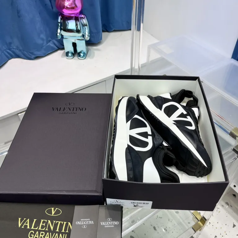 Valentino Shoe 